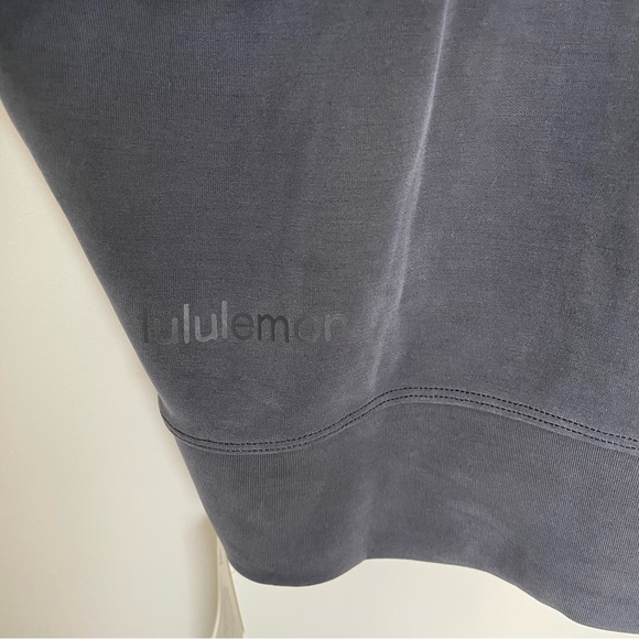 NWT Lululemon Perfectly Oversized Cropped Crew *Softstreme Black Size 8 - Picture 4 of 10